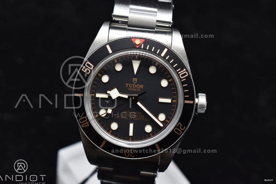 On Bracelet Bay 39MM Heritage Best ZF Black 1:1 Edition V5 A2824 Bezel SS Black 1106